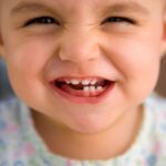 zęby mleczne dzieci
